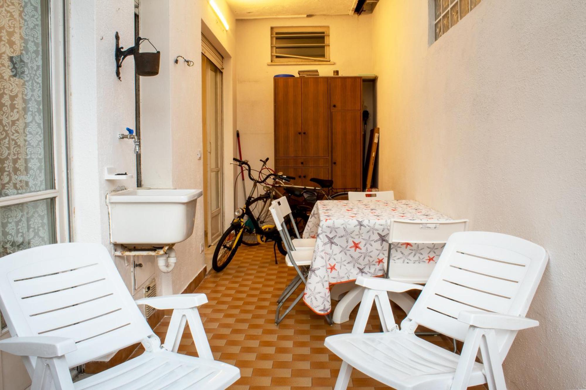 Ferienwohnung 100 Metri Dal Mare Relax A Due Passi Dal Centro Finale Ligure Exterior foto